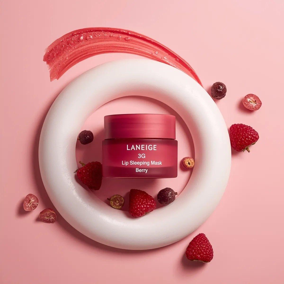 Aperçu du prompt: Prompts de photographie de produits cosmétiques minimalistes pour Nano Banana Pro