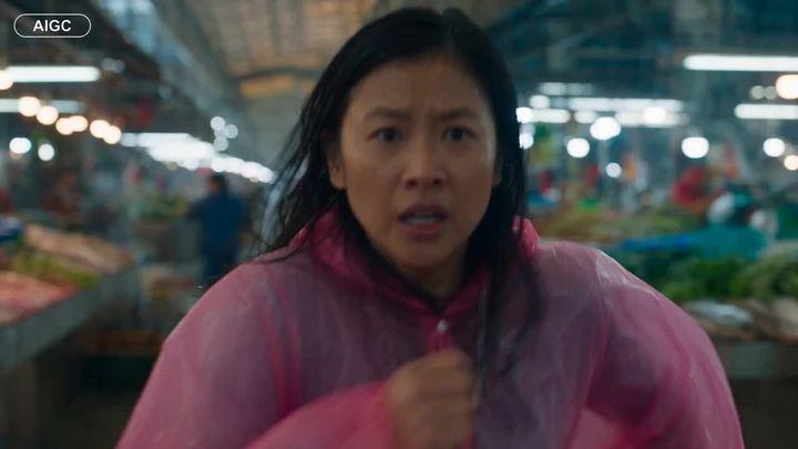 提示词预览: 菜市场洪水逃生