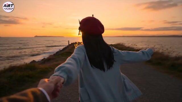 プロンプトのプレビュー: アニメキャラクターとのデート FPV シーン