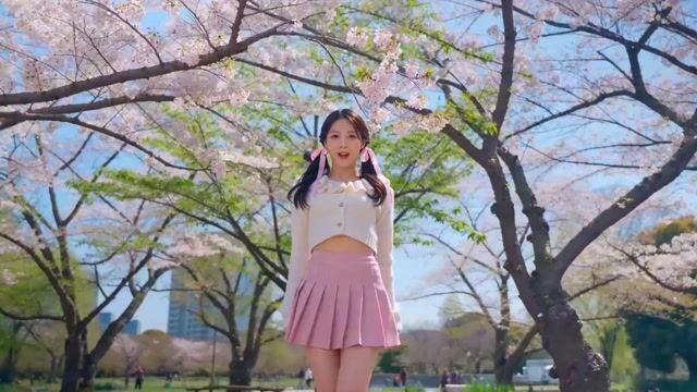Vista previa del prompt: Prompt de video para rutina de baile K-pop