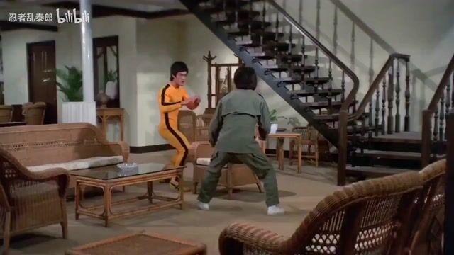 İstem önizlemesi: Bruce Lee vs. Jackie Chan Döngüsel Aksiyon