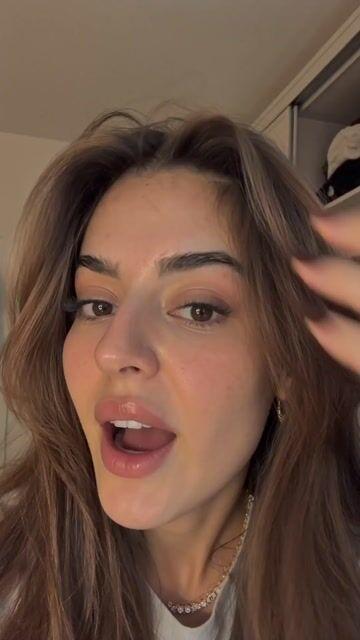 プロンプトのプレビュー: リアルな寝室での動画撮影用プロンプト
