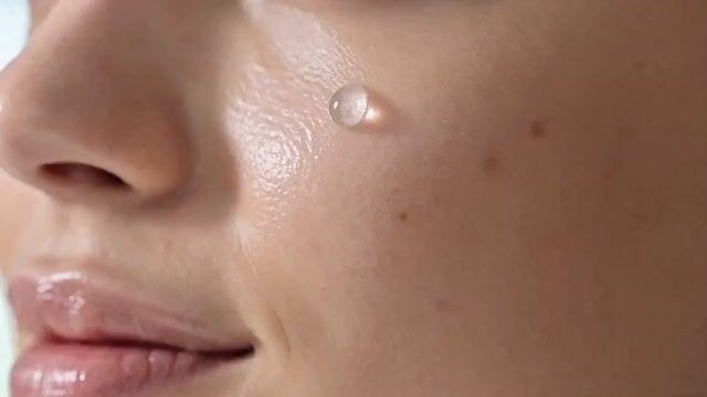 Prompt preview: Skincare Beauty Cream Advertisement