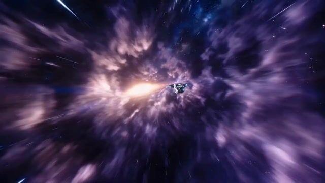 提示詞預覽: 星際巡洋艦追逐與零重力內部場景