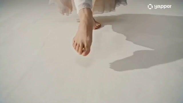 提示词预览: 水墨水彩舞者