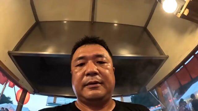 プロンプトのプレビュー: 夏祭りたこ焼きモンタージュ