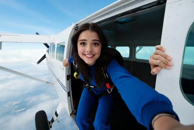 İstem önizlemesi: Selfie POV Videosu için Detaylı Grok Imagine İstemi