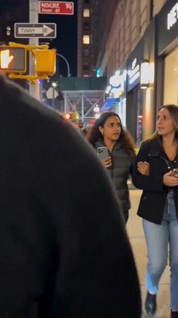 プロンプトのプレビュー: NYC セレブリティのスマホ撮影風映像
