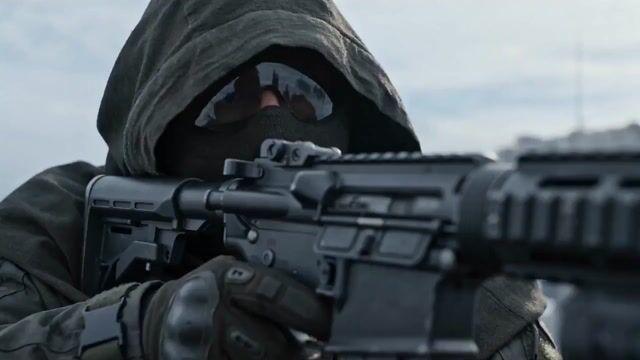 プロンプトのプレビュー: ビデオプロンプト:超リアルなミリタリー CGI シーン