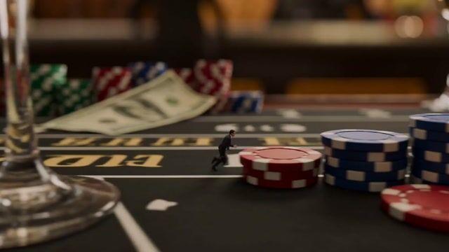 プロンプトのプレビュー: Tiny Agent Casino Heist Action