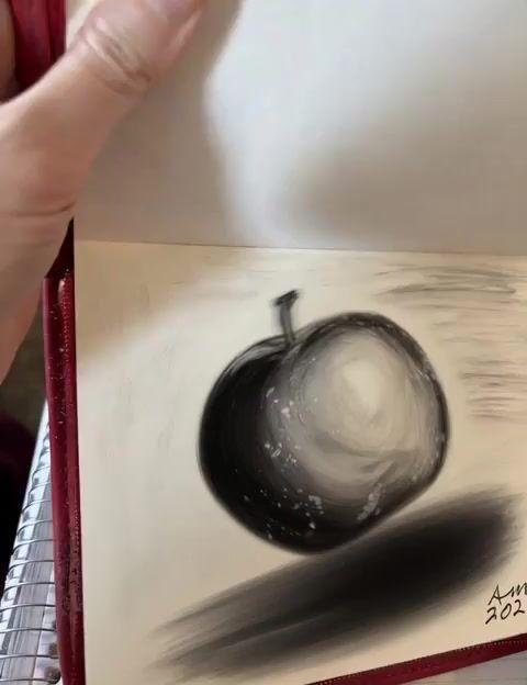 Pratinjau prompt: Charcoal Art Animation