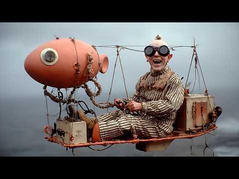 Surreal Strange Scenes - BEHOLD - Kelly Boesch